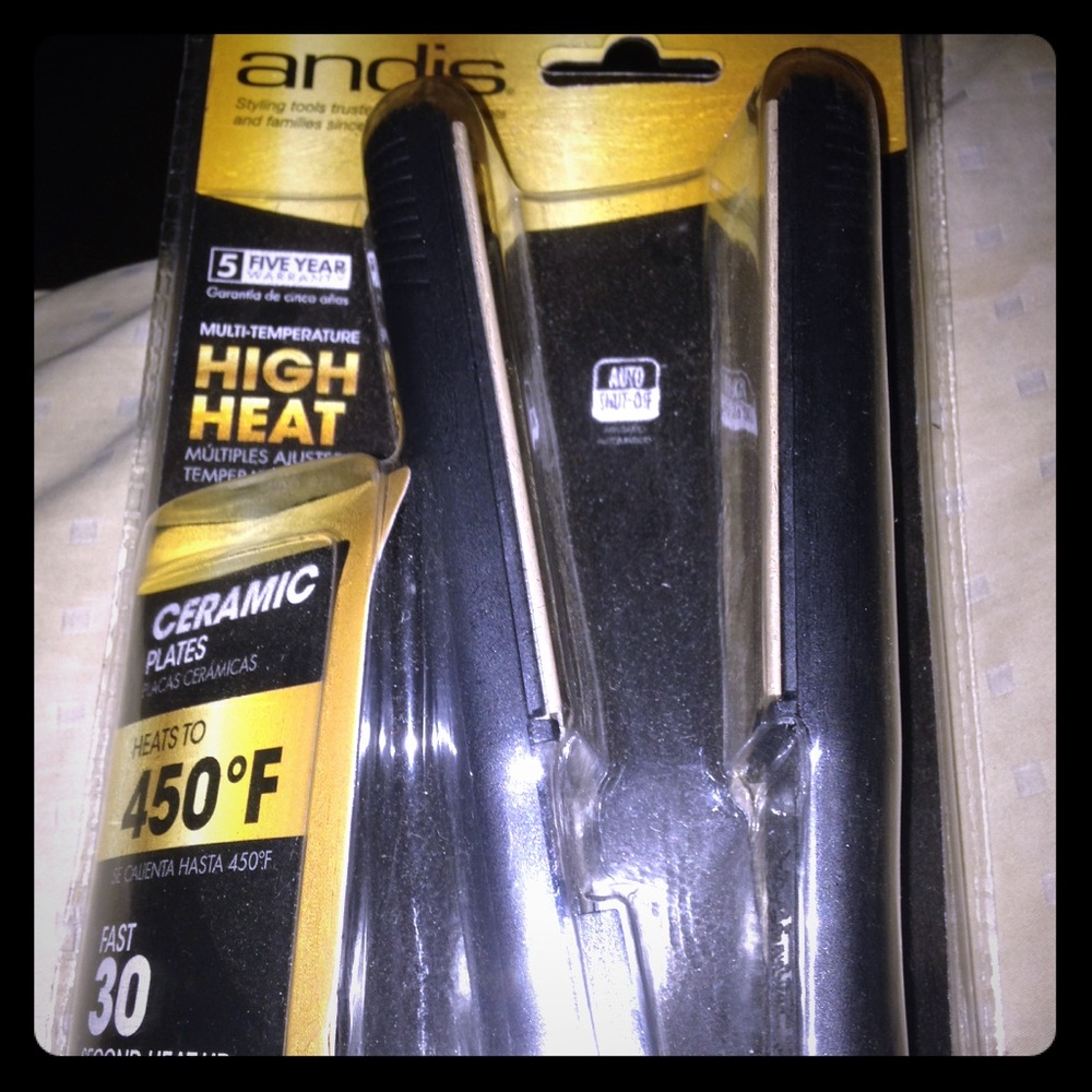 Andis High Heat Flat Iron - Brand new!